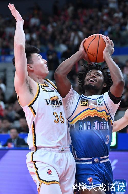 鄢手骐24分辽宁负新疆 格洛弗50分四川负浙江 鄢手骐24分辽宁负新疆 格洛弗50分四川负浙江